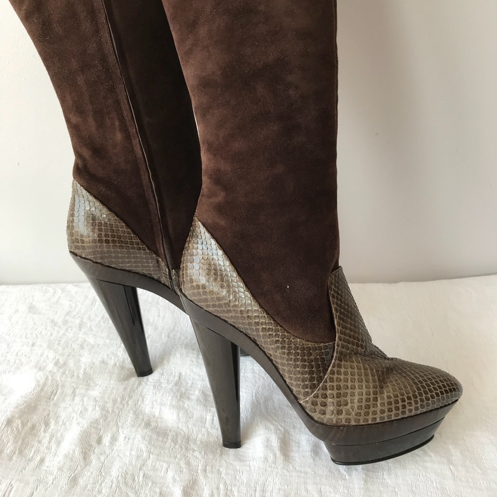 DEVI KROELL**Brown Suede Python Boots EU 37 $2850 - Picture 6 of 8